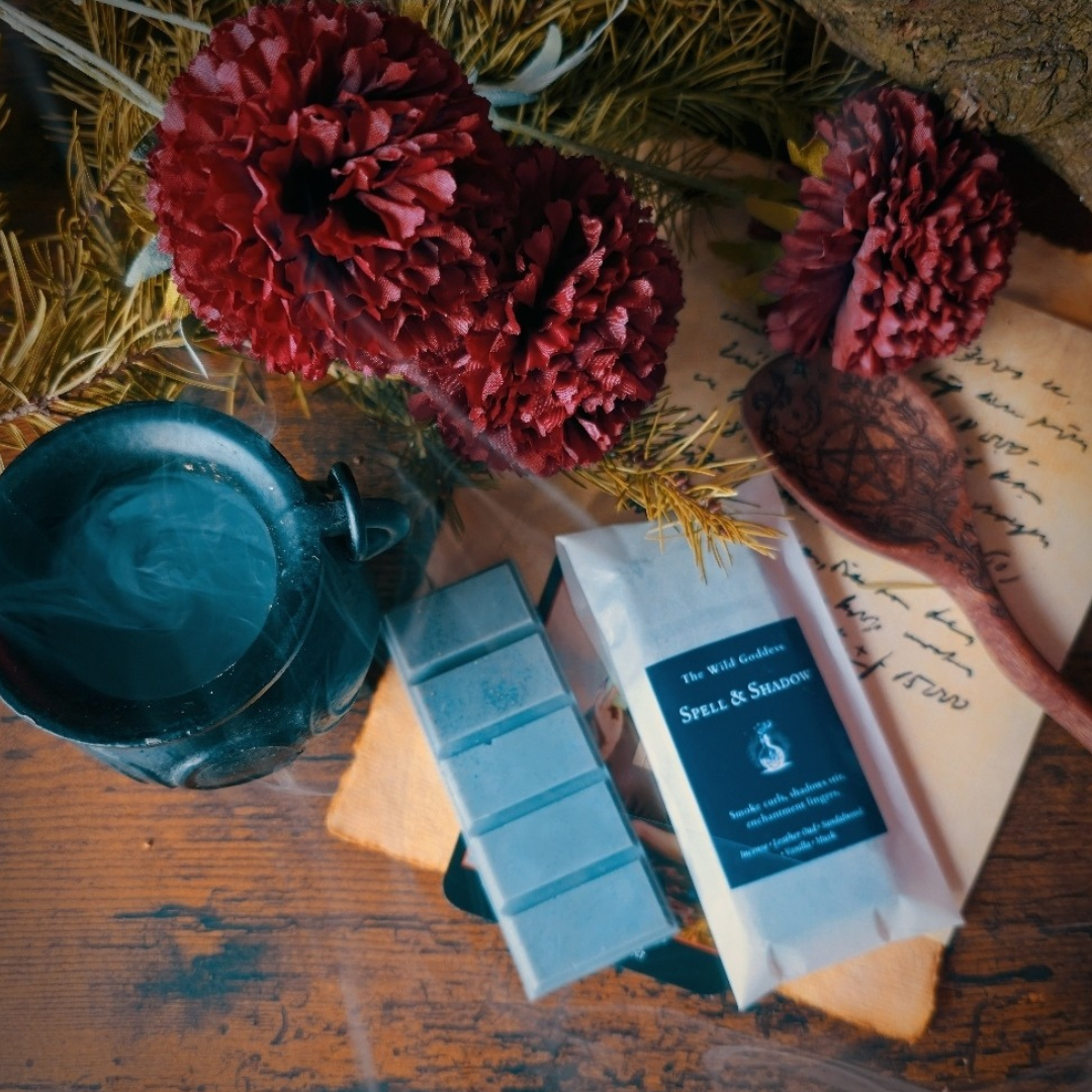 Spell & Shadow Wax Melt Snap Bar | Smoky Incense & Oud Soy Wax Melts | Dark Mystical Home Fragrance