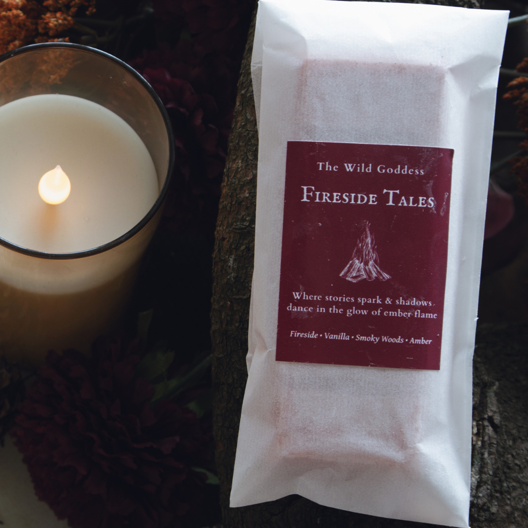 Fireside Tales Wax Melt Snap Bar | Smoky Vanilla & Spiced Wood Soy Wax Melts | Cosy Autumn Home Fragrance
