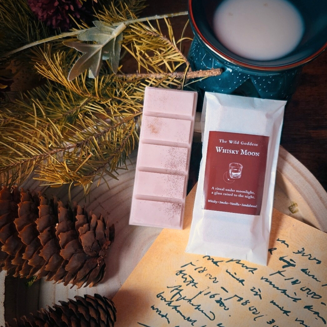 Whisky Moon Wax Melt Snap Bar | Whisky & Vanilla Cinders Soy Wax Melts | Moody Sophisticated Home Fragrance