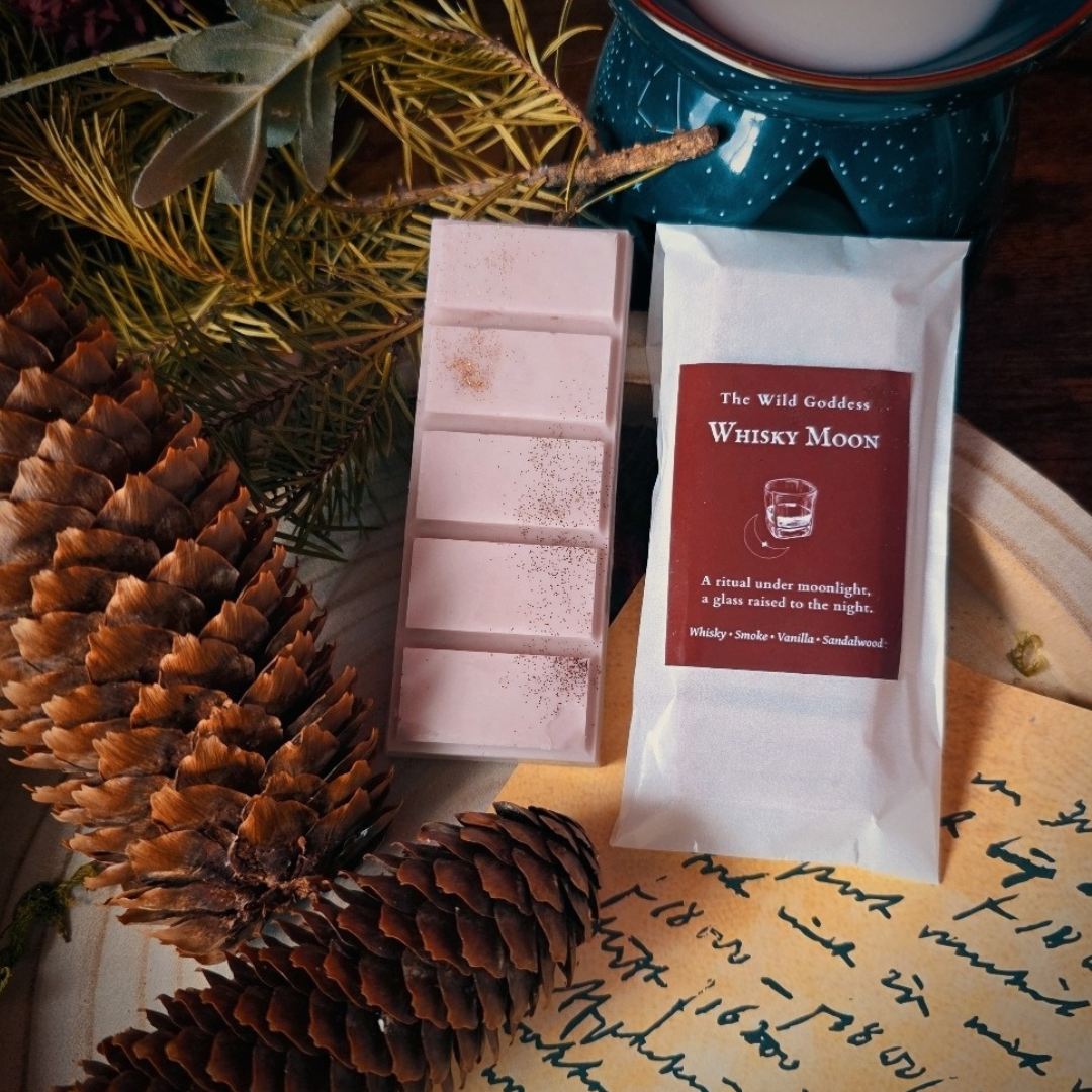 Whisky Moon Wax Melt Snap Bar | Whisky & Vanilla Cinders Soy Wax Melts | Moody Sophisticated Home Fragrance