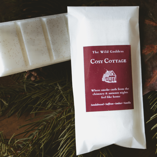 Cosy Cottage Wax Melt Snap Bar | Warm Woods & Cashmere Soy Wax Melts | Autumn Cosy Home Fragrance